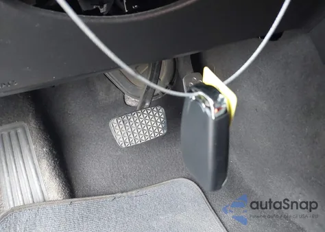 2016 Chevrolet Malibu 1Lt из США, поврежденный, VIN 1G1ZE5ST2GF305383